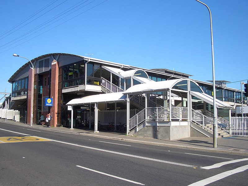 File:Lidcombe Railway Station 1.JPG