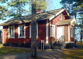 Skolhusarkitektur I Sverige: Svenska skolan i äldre tider, Allmänna folkskolan kräver skolhus, Städernas skolpalats