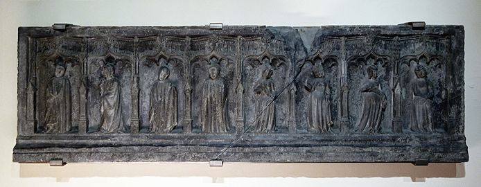 Devant d'un tombeau (XVe siècle), abbaye de Phalempin.