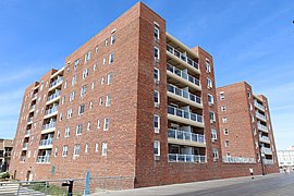 Building on Long Beach boardwalk