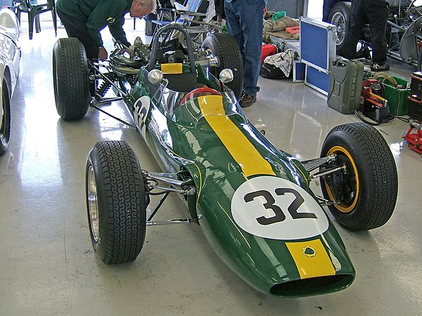 Jim Clark won the 1965 Tasman Series with a Lotus 32B, the Tasman Series variant of the Formula Two Lotus 32, with a 2.5L engine in place of the 32's 