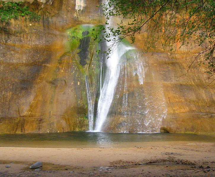 File:Lower Calf Creek Falls dyeclan.com - panoramio (7).jpg