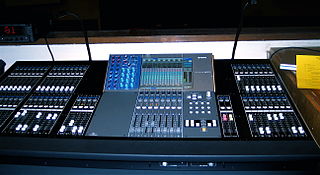 <span class="mw-page-title-main">Yamaha M7CL</span> Mixing console