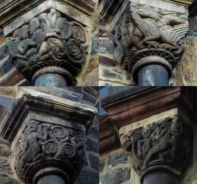 File:Maastricht, StServatius Apse, Romanesque capitals0.jpg
