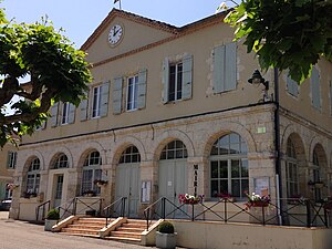 Mairie de Labarrère.jpg