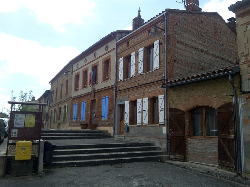 File:Mairie de Puydaniel.jpg