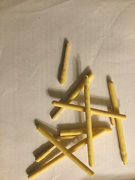 File:Mango Pocky sticks.jpg