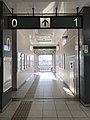 松本駅０、１番線入り口