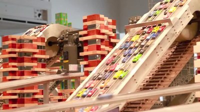 Dossier : Metropolis II-Chris Burden-LACMA-720.webm