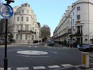 Mini-roundabout, Sussex Place - geograph.org.uk - 654552.jpg