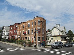 Moreland Caddesi ve Blue Hill Caddesi, Roxbury MA.jpg