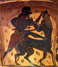 Herakles surmaa kentauri Nessoksen. Yksityiskohta Nessos-maalarin nimivaasista, amforasta noin vuodelta 620–610 eaa.