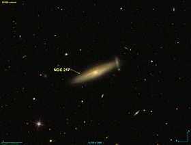 Suuntaa-antava kuva artikkelista NGC 217