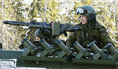 Tập_tin:Norwegian_soldier_-_Battle_Griffin_2005.jpg