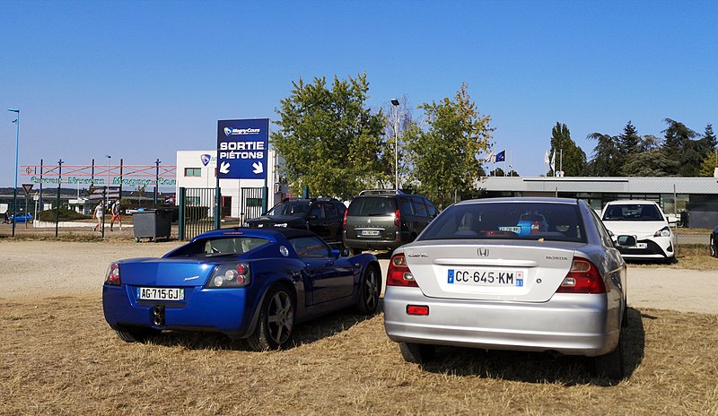 File:Opel Speedster & Honda Civic Coupé (51906345097).jpg