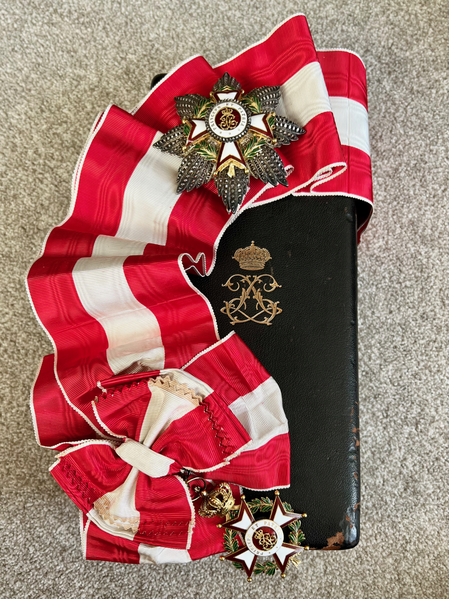 File:Order of St Charles of Monaco - Grand Cross and case.png