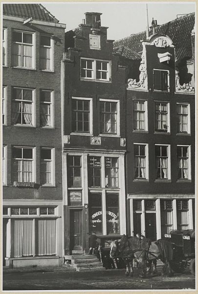 File:Overzicht gevels twee grachtenhuizen - Amsterdam - 20319528 - RCE.jpg