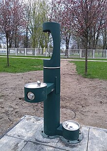 A water dispenser for man and dog funded by participatory budgeting, a park in Warsaw - fot. Ivonna Nowicka PL Wwa, park Szymanskiego, poidlo, 2024.04.03, fot Ivonna Nowicka CORR 2.jpg