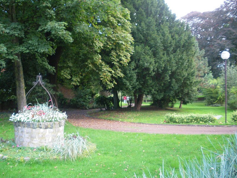 File:Parc du Prévôt de Lannoy.JPG