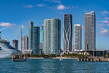 Downtown Miami.jpg'deki Park West