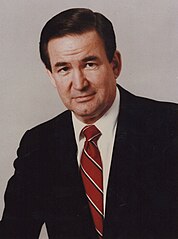 Pat Buchanan 1985a.jpg