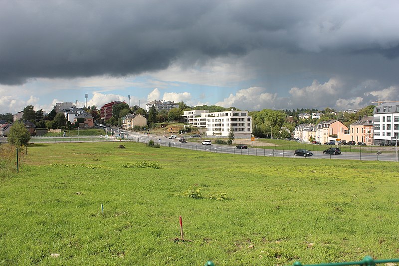 File:Place de l'Etoile - Luxembourg City - 2017-09 --004.jpg