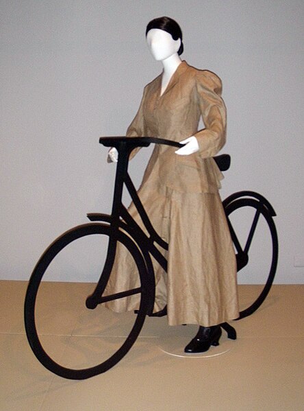 Cycling suit of linen bast fiber, New York, New York, United States, 1908