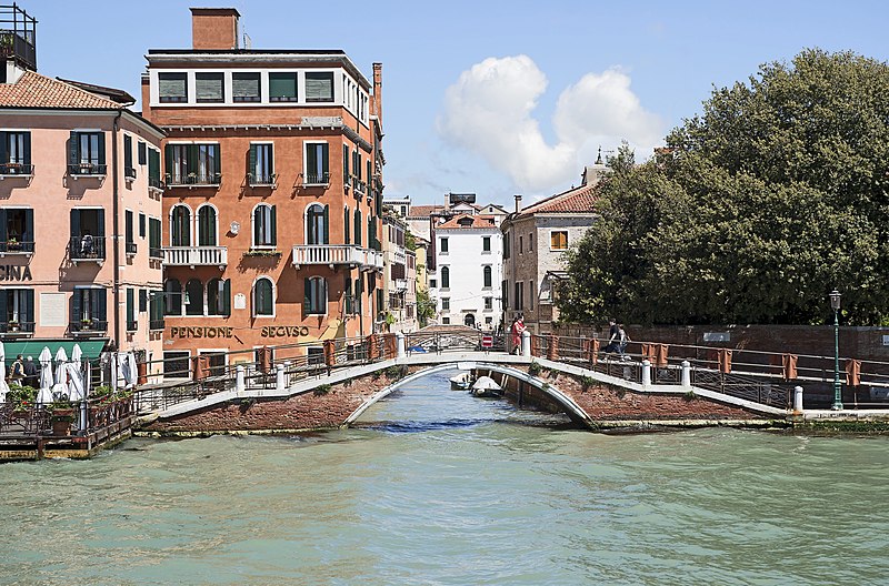 File:Ponte de la Calcina.jpg