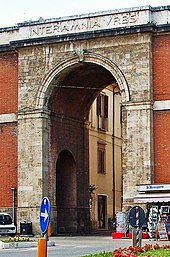 Porta Reale o Porta Madonna