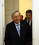 Presspoint mit Premier Juncker (8568691132).jpg