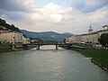 Salzach văzut de pe podul Makartweg din Salzburg