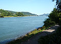 Rhine in Unkel, view towards Bad Honnef