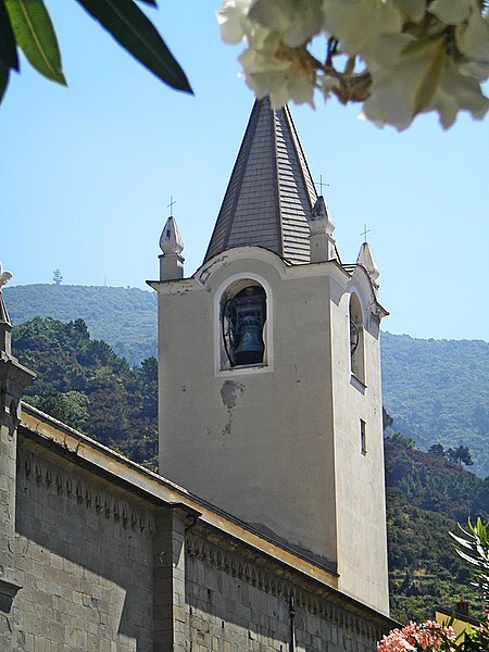 File:Riomaggiore 332-San Giovanni Battista-bell tower 1.jpg