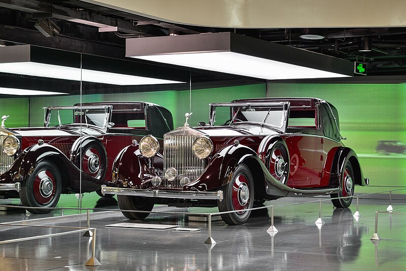 File:Rolls Royce Phantom II (19421001209).jpg