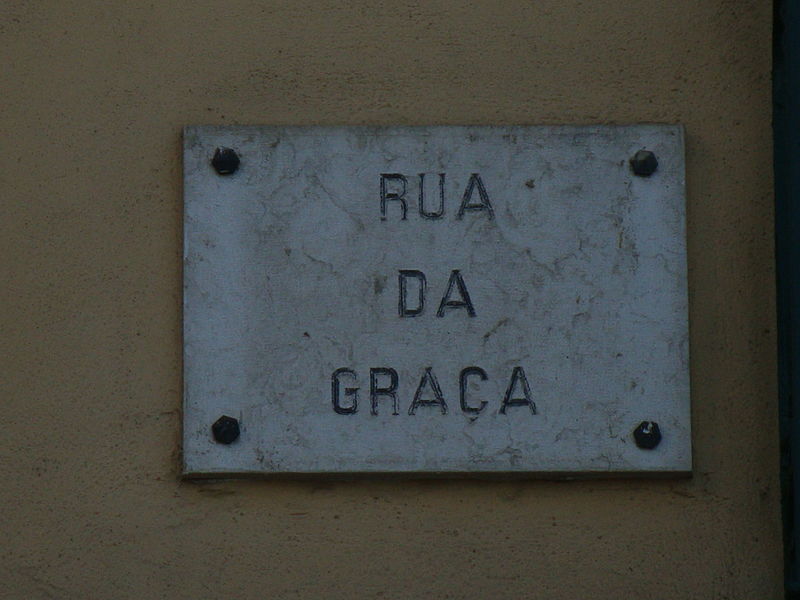 File:Rua Graca Lisboa.JPG