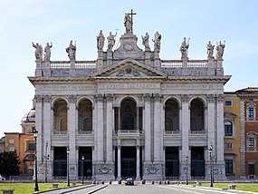 San Giovanni in Laterano 2021.jpg