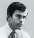 Senator Jeff Bingaman in 1985.png