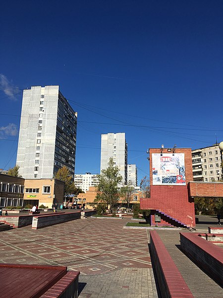 File:Sirenevyi bulvar Troitsk 2513 (45659375732).jpg