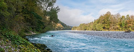 Soca river near Kamno (1).jpg