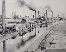 View of the Sankey Canal from Spike island, circa 1900 Spike island, Widnes.jpg