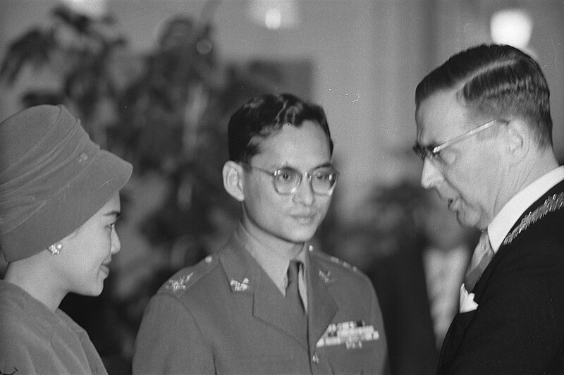 File:Staatsbezoek Koning en Koningin van Thailand , Rijksmuseum, Bestanddeelnr 911-6968.jpg