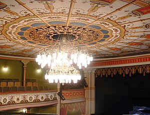 Wilhelma-Theater: Geschichte, Außenarchitektur, Raumkonzept und Ausmalung
