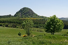 Le suc d'Achon depuis le lieu-dit la Pervenchère.