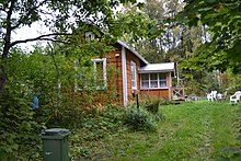 A small detached house surrounded by a green yard in Haapamaki, Keuruu, Finland Talo Haapamaella 1.JPG