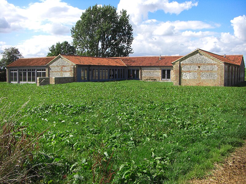 File:The Moorsheds - geograph.org.uk - 936970.jpg