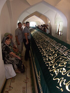 Grób Daniela w pobliżu Samarkandy - Paul Munhoven.jpg
