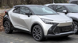 Toyota C-HR hybrid II - right front view