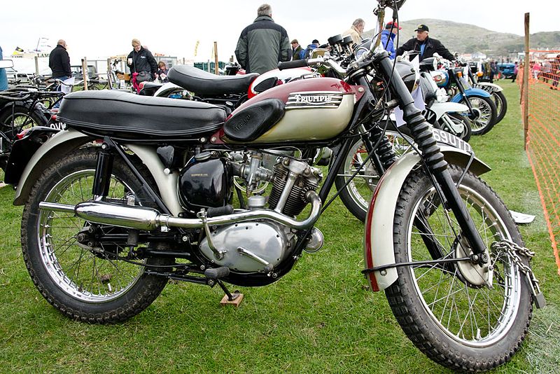 File:Triumph Tiger Cub T20 (1961) - 8724601254.jpg