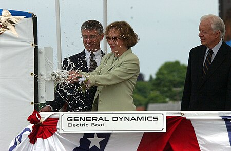 Tập_tin:USS_Jimmy_Carter_christening.jpg