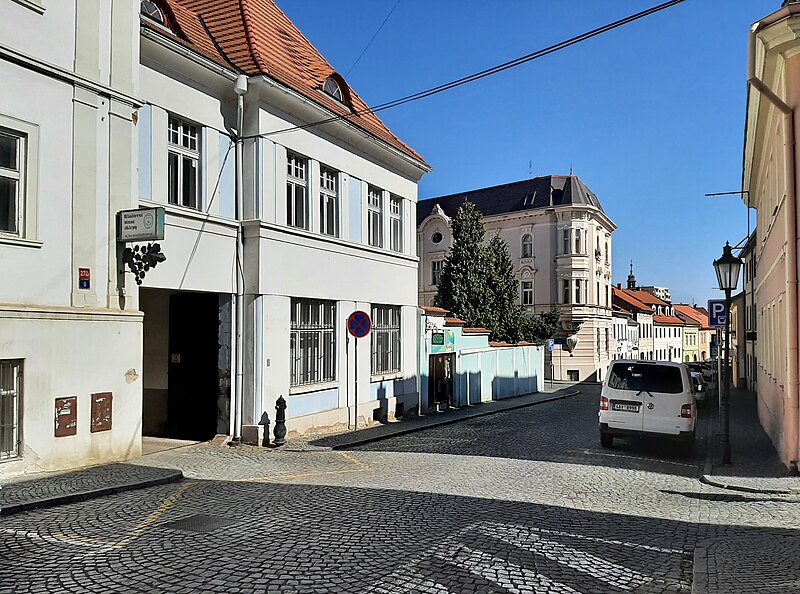 File:Velká Dominikánská street, west part, Litoměřice.jpg